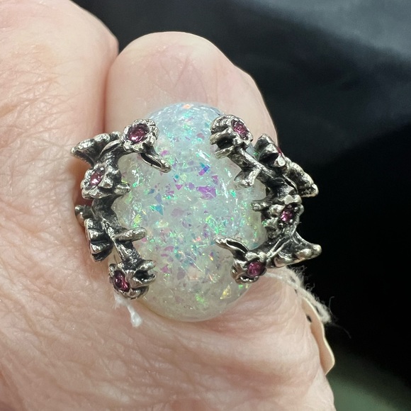 Sparkling Australian Opal Ring - Picture 2 of 2